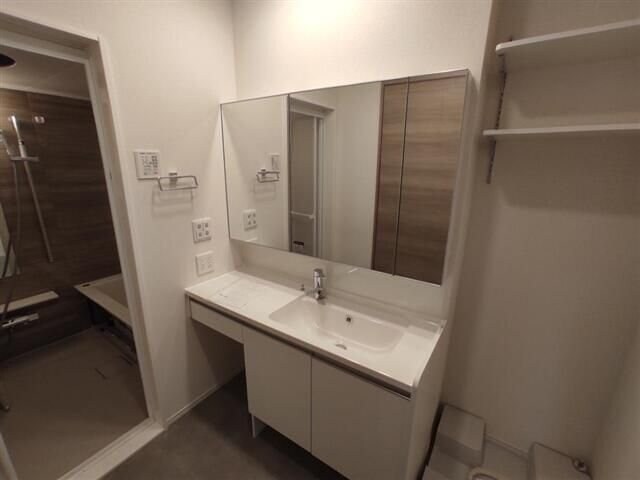 ドミール旭ケ丘駅前の物件内観写真