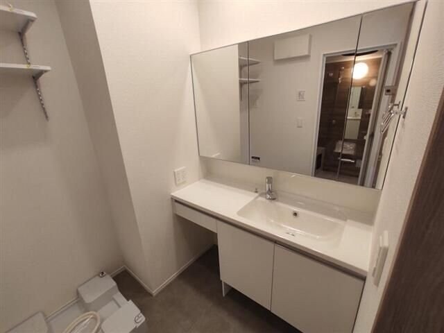 ドミール旭ケ丘駅前の物件内観写真