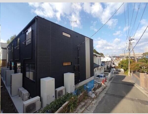 シャルム旭ケ丘ウエストの物件外観写真