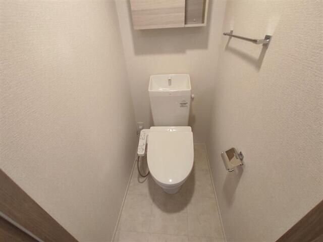 ドミール旭ケ丘駅前の物件内観写真