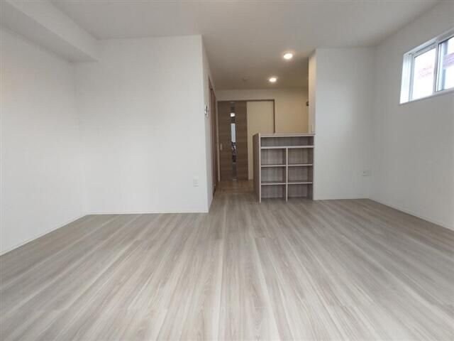 ドミール旭ケ丘駅前の物件内観写真