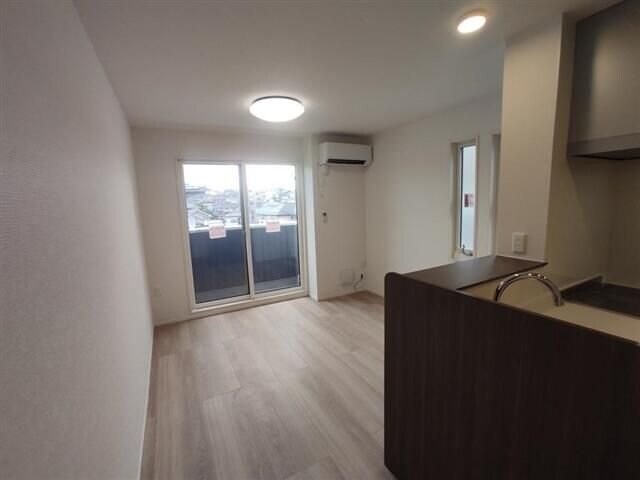 ドミール旭ケ丘駅前の物件内観写真