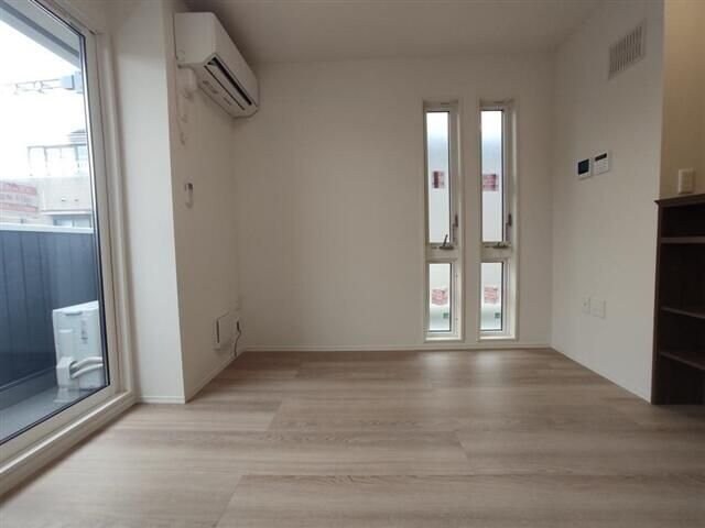 ドミール旭ケ丘駅前の物件内観写真