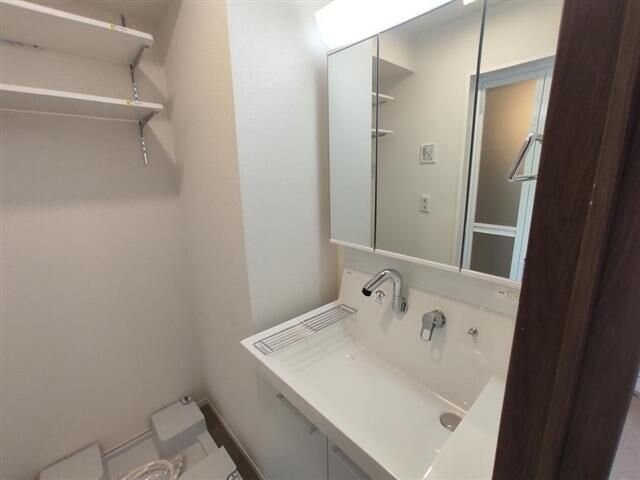 ドミール旭ケ丘駅前の物件内観写真