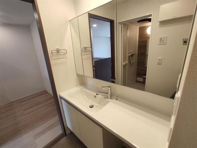 ドミール旭ケ丘駅前の物件内観写真