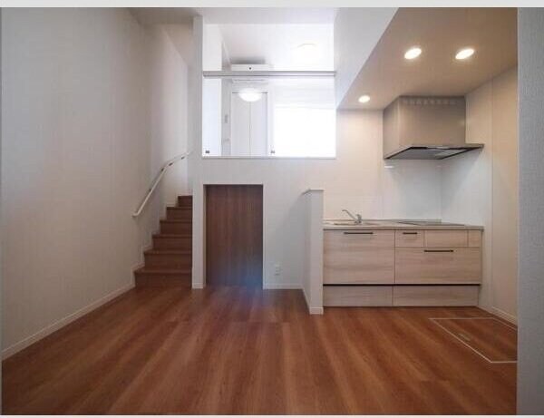 メゾンヤマダの物件内観写真