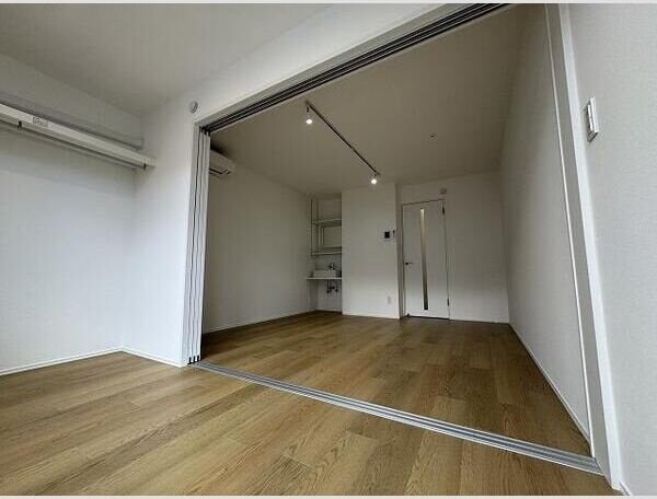 ジャスティスの物件内観写真