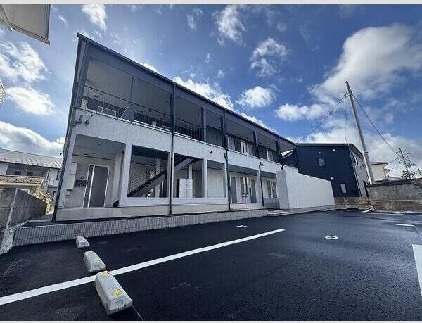 ジャスティスの物件外観写真