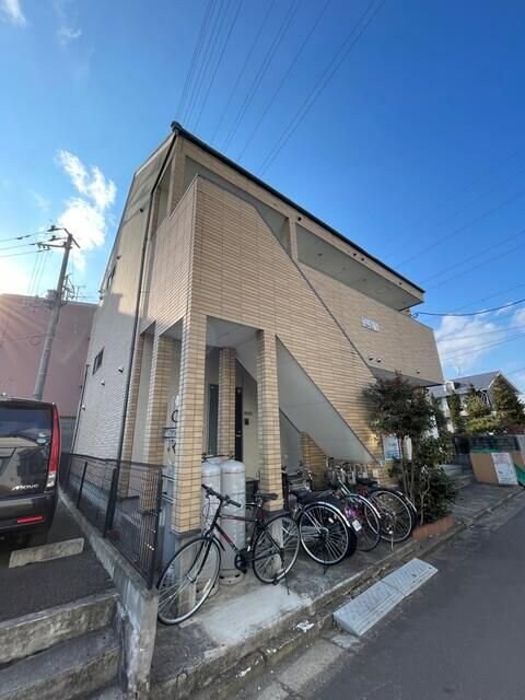 リシュール八乙女の物件外観写真