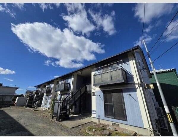 ブーケ・ド・ツルマキEの物件外観写真