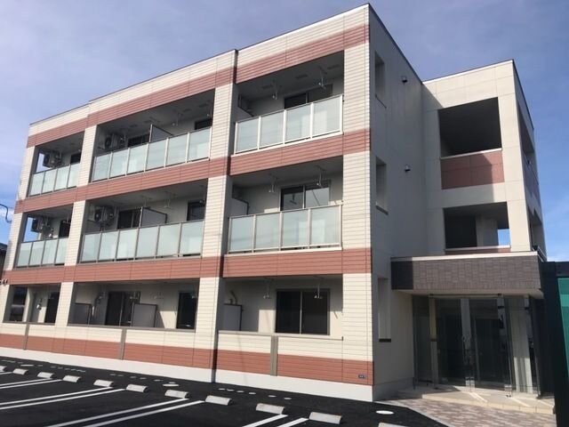 メゾン ルミエールの物件外観写真