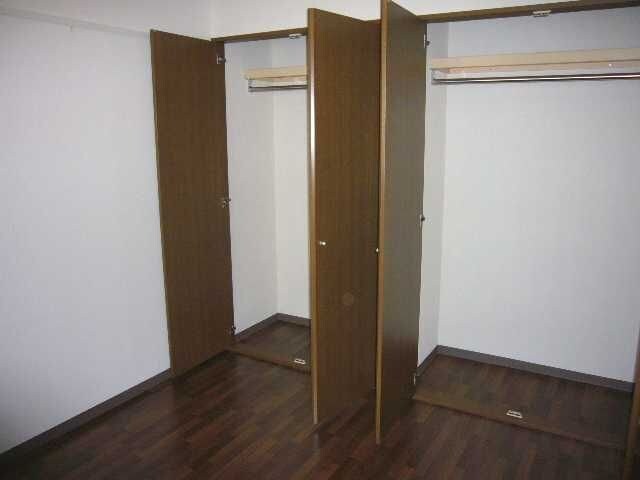 コンフォース荒井の物件内観写真