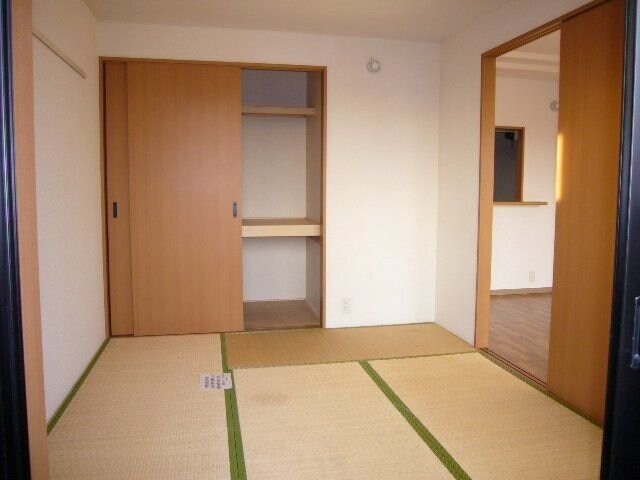 コンフォース荒井の物件内観写真