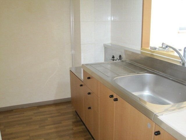 コンフォース荒井の物件内観写真