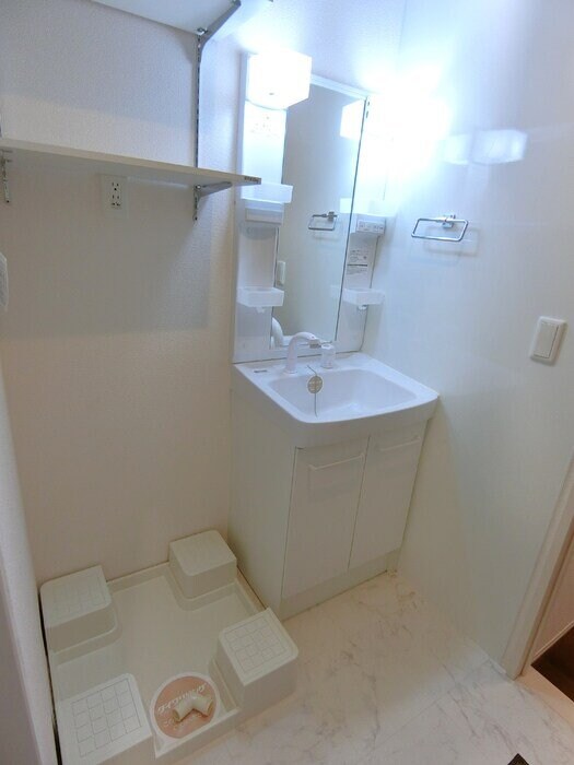 ウィングコート Bの物件内観写真