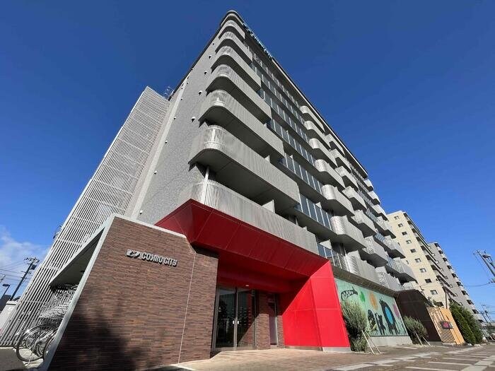 COSMO CITYの物件外観写真