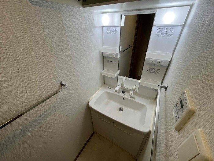 COSMO CITYの物件内観写真