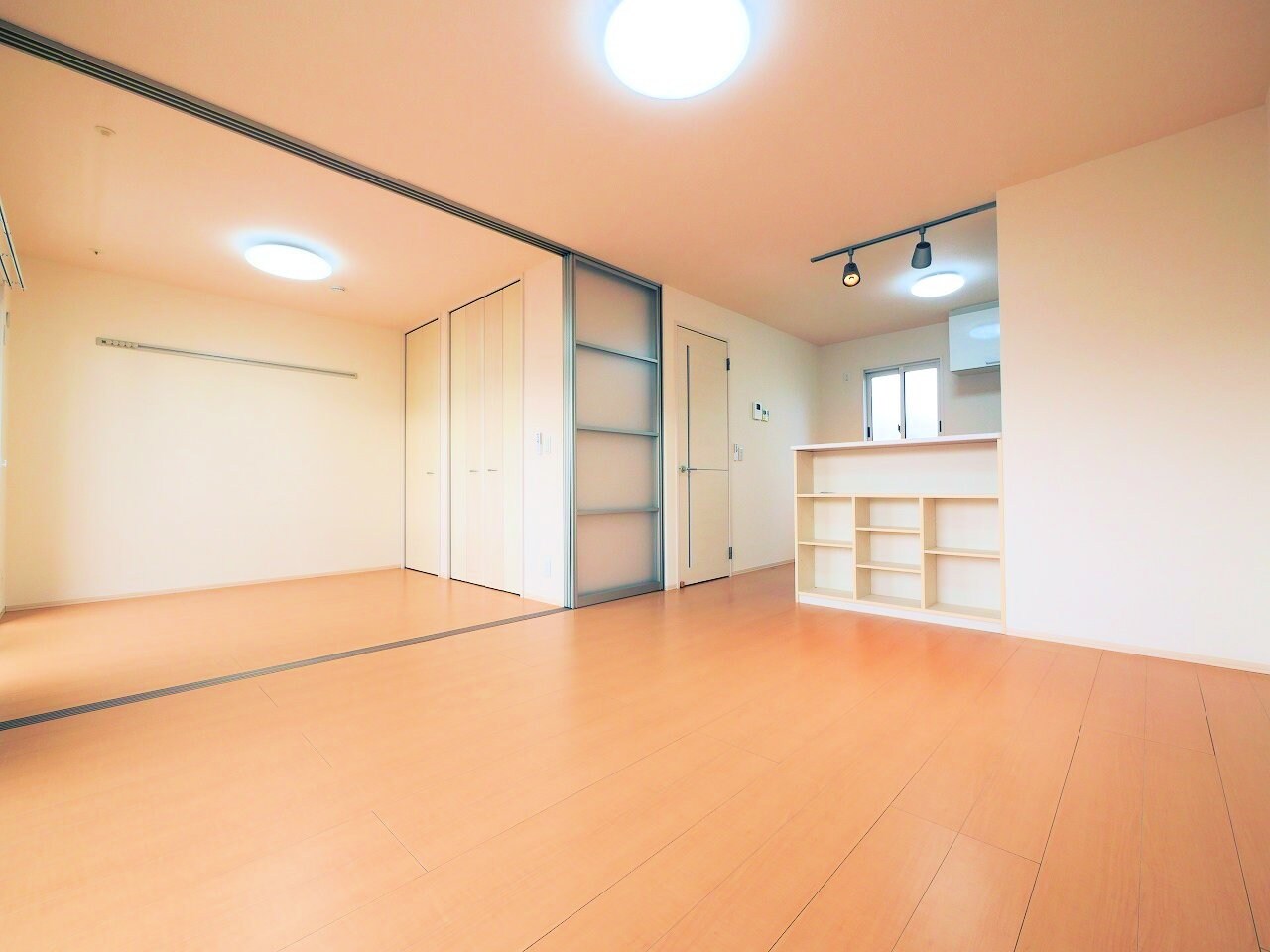 コーポ・ゼルコバの物件内観写真