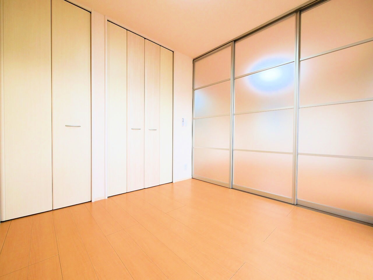 コーポ・ゼルコバの物件内観写真