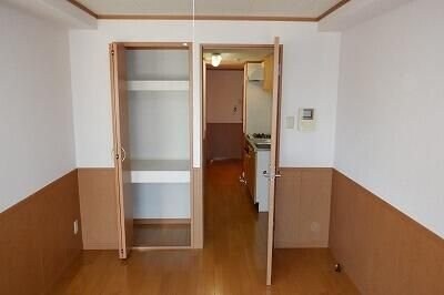 スカイヒルズ川内の物件内観写真