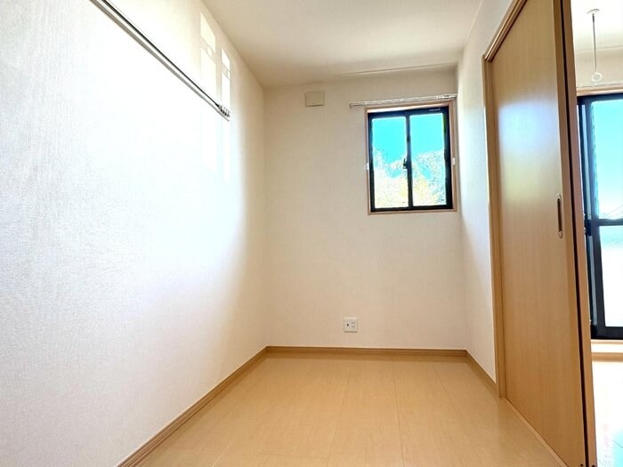 フラワータウン八木山の物件内観写真