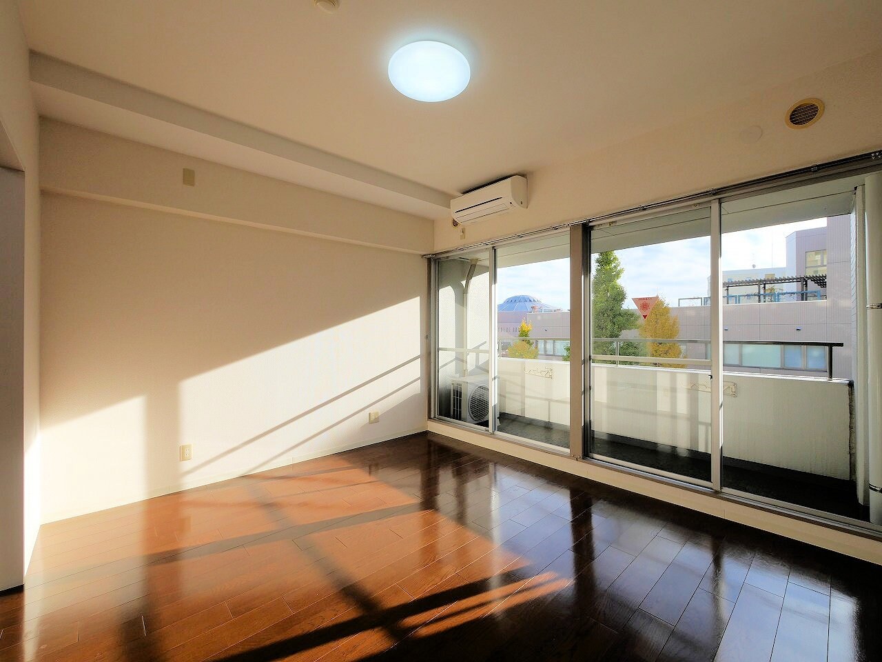 La Douceur榴ヶ岡の物件内観写真