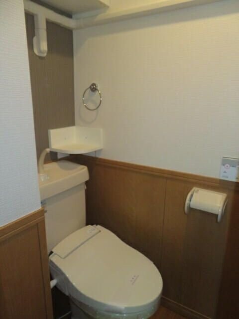 スカイヒルズ台原の物件内観写真