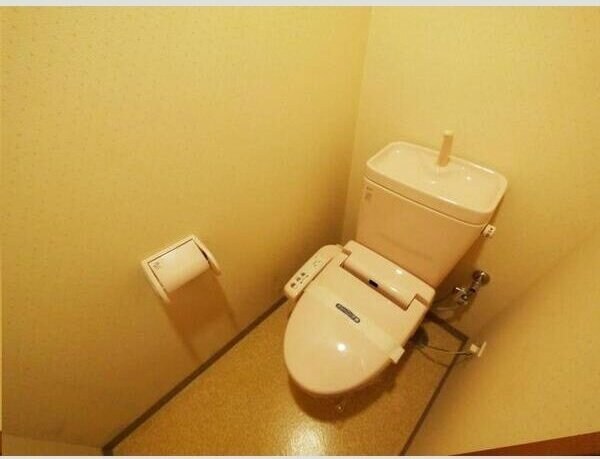 ラフィネ小鶴新田の物件内観写真