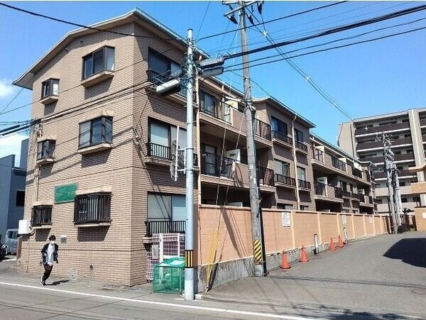 アカデメイアおたまやの物件外観写真