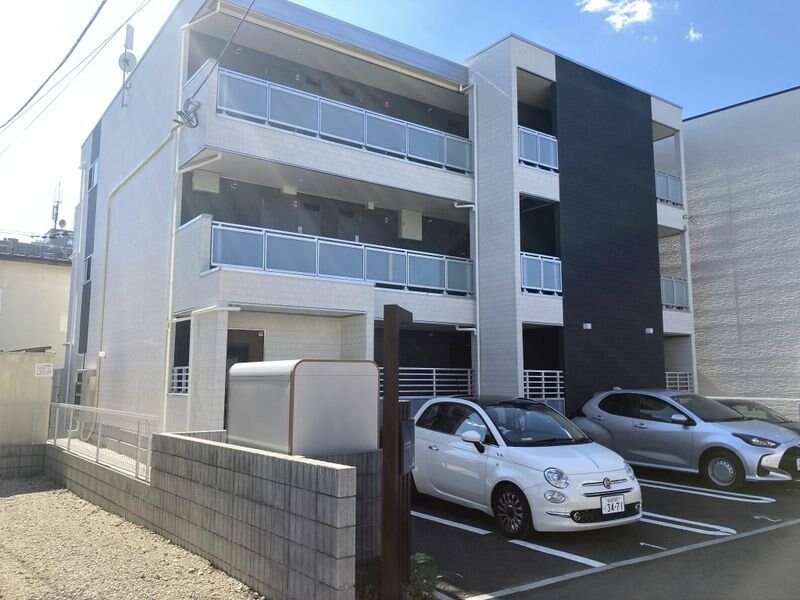 アストリア太子堂の物件外観写真