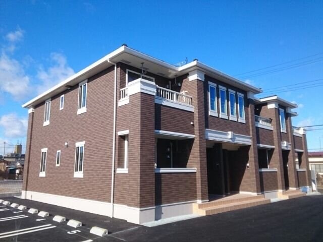 グランディールの物件外観写真