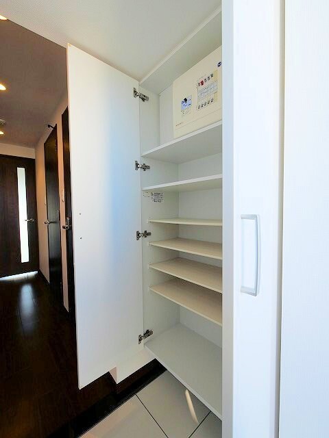 エルスタンザ上杉公園の物件内観写真