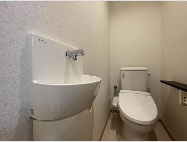 ウエストコートAの物件内観写真