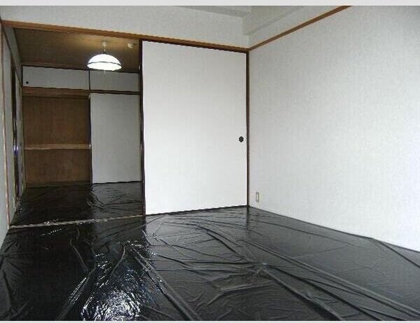 銀杏町レジデンスの物件内観写真