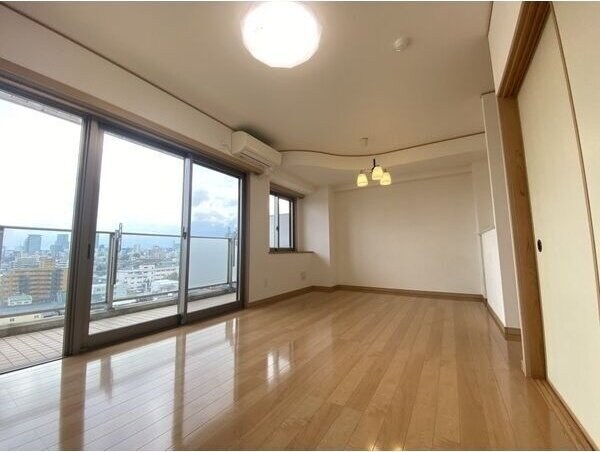 オムニバスコート東照宮東館の物件内観写真