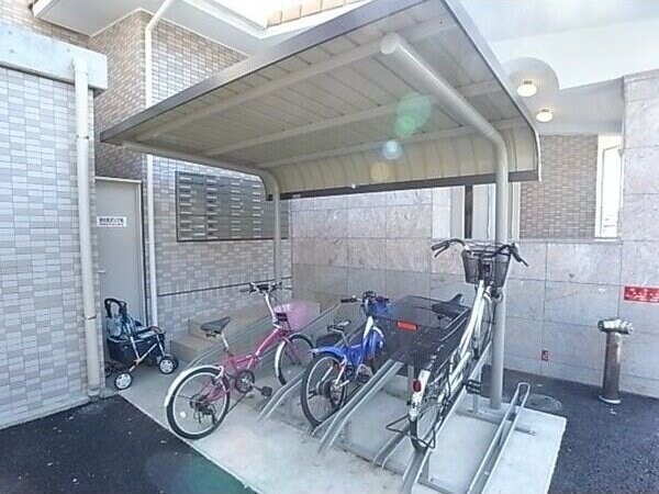 オムニバスコート東照宮東館の物件内観写真