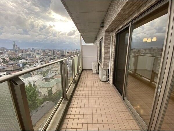 オムニバスコート東照宮東館の物件内観写真