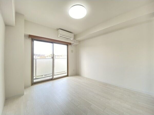 グラン・シェーヌ八幡の物件内観写真