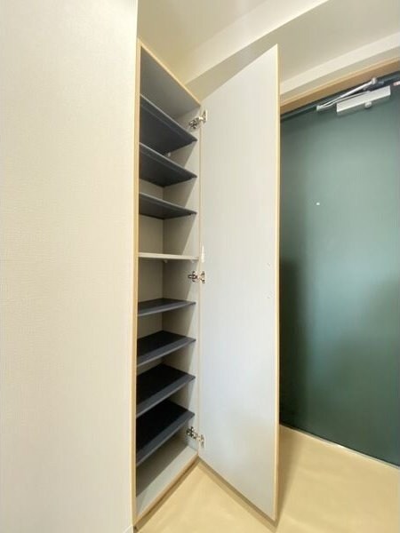 グラン・シェーヌ八幡の物件内観写真