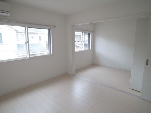 グランツァイト八幡の物件内観写真