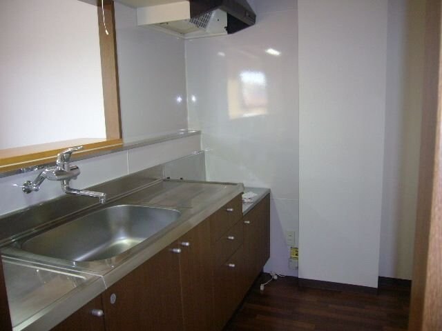 コンフォース荒井の物件内観写真