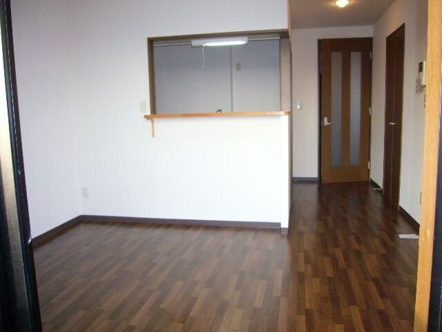 コンフォース荒井の物件内観写真