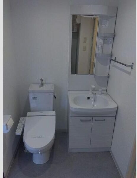 アスコット八幡の物件内観写真