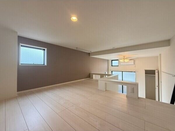 グレーステラス福住(福住町(5)A)の物件内観写真