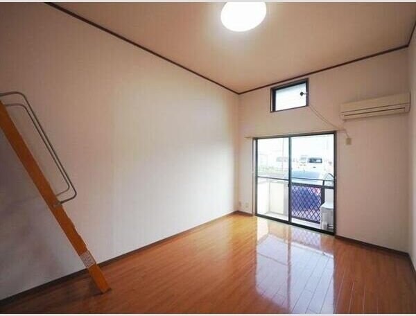 ヴァルーンレイム21の物件内観写真