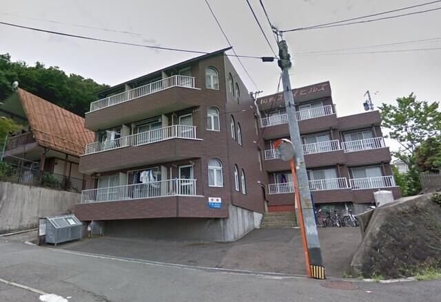 スカイヒルズ川内の物件外観写真