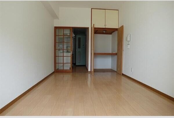 サンパレスシカマの物件内観写真