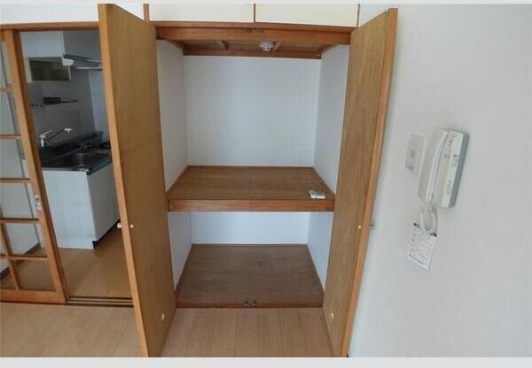 サンパレスシカマの物件内観写真