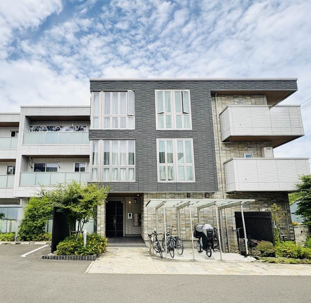 クラージュ銀杏町の物件外観写真