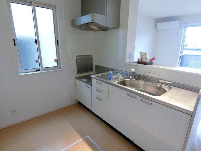 レセンテヴィラTA Tの物件内観写真